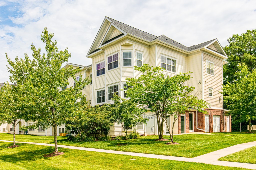 Barrington Park Apartments, 10275 Dorchester Place, Manassas, VA RentCafe